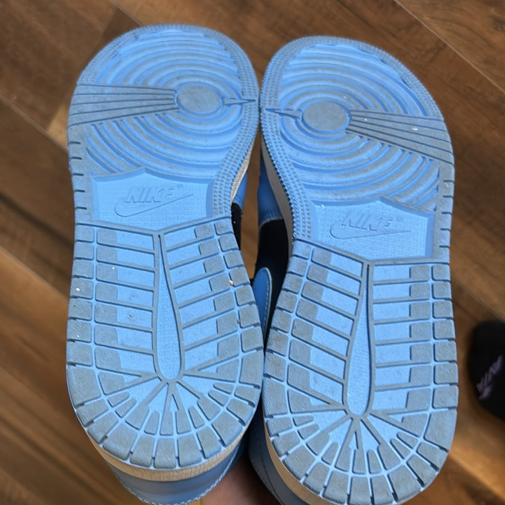 Baby Blue & Black Air Jordan 1s Mid - Picture 7 of 8